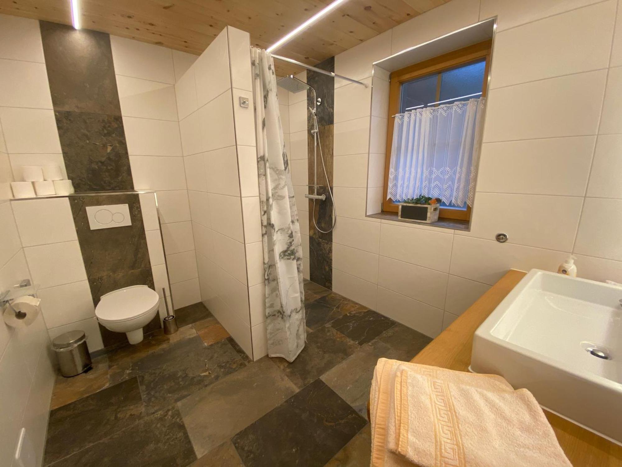 Landhaus Riesneralm Donnersbachwald Værelse billede